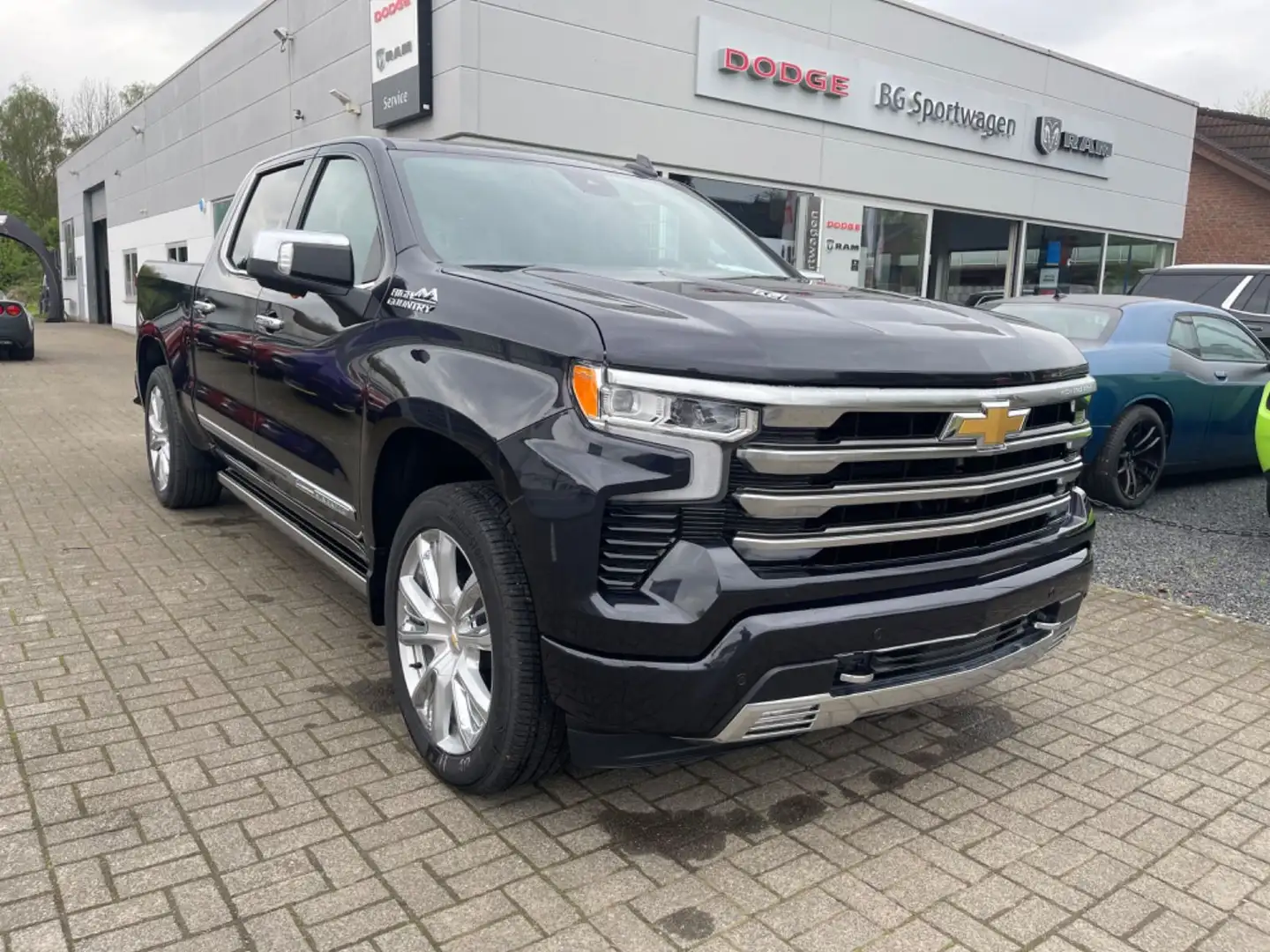 Chevrolet Silverado 6.2 V8*High Country*AWD*LPG* Grijs - 1