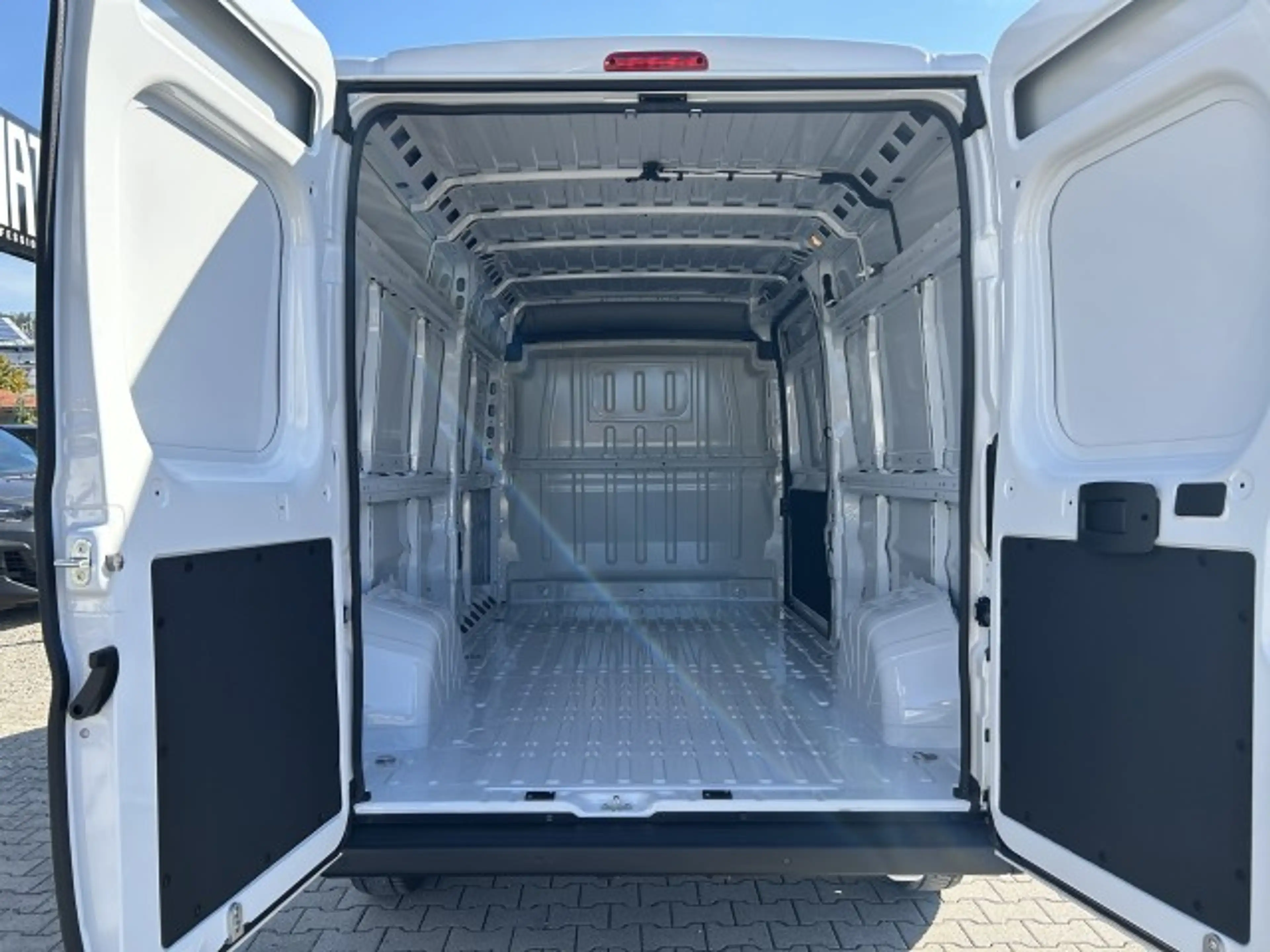 Fiat Ducato KASTENWAGEN MAXI 35 L3H2 140AT — photo 6