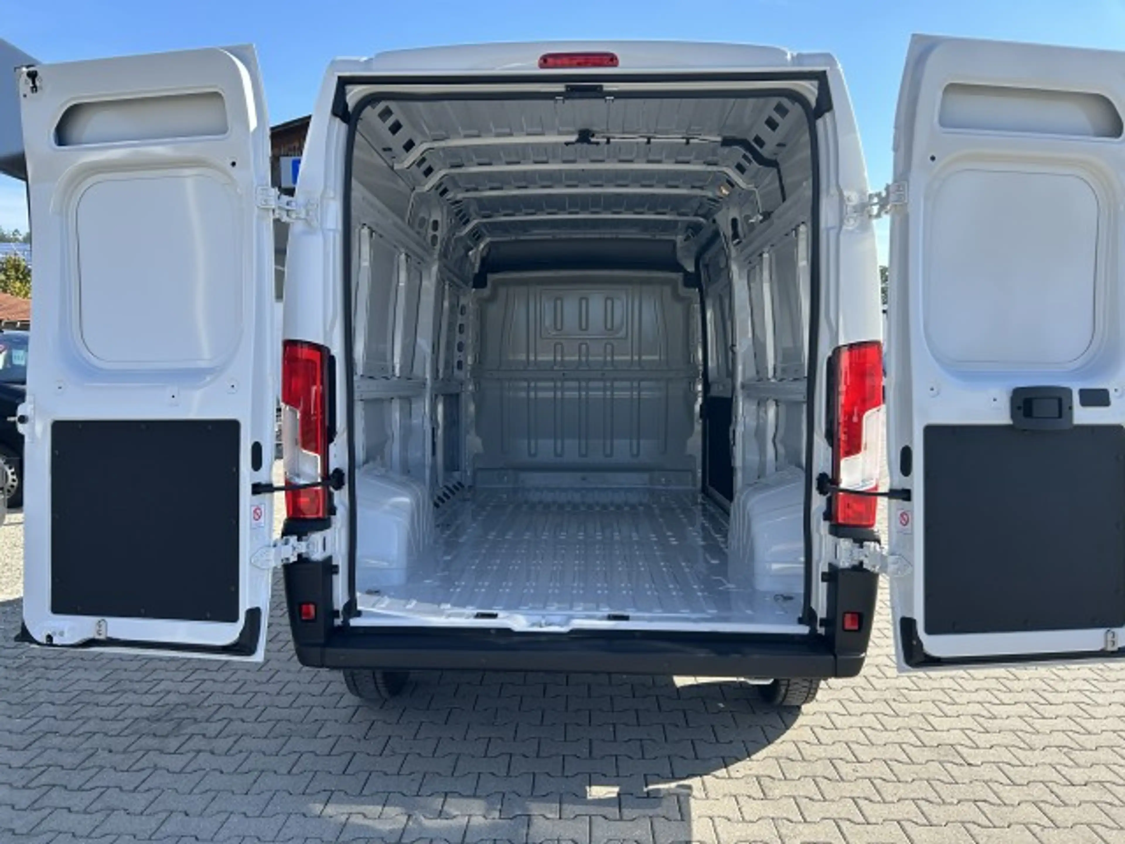 Fiat Ducato KASTENWAGEN MAXI 35 L3H2 140AT — photo 7