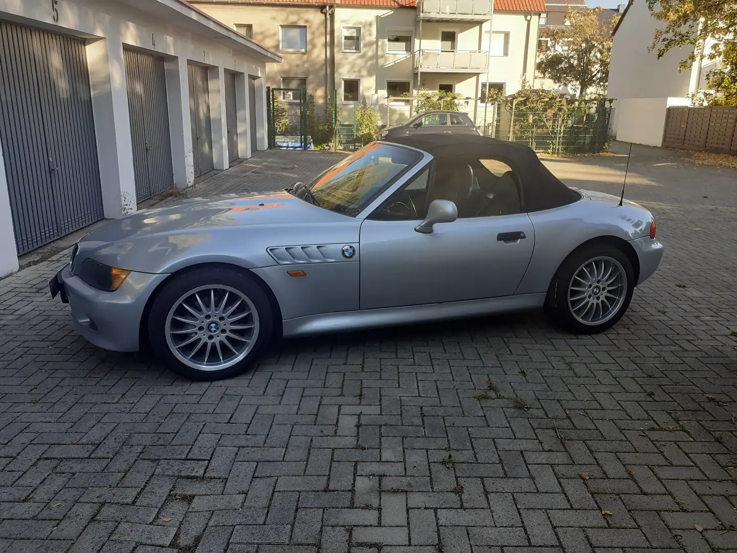 BMW Z3 Roadster 1.8, Alu 17", Hardtop, 3.Hand Silber - 2