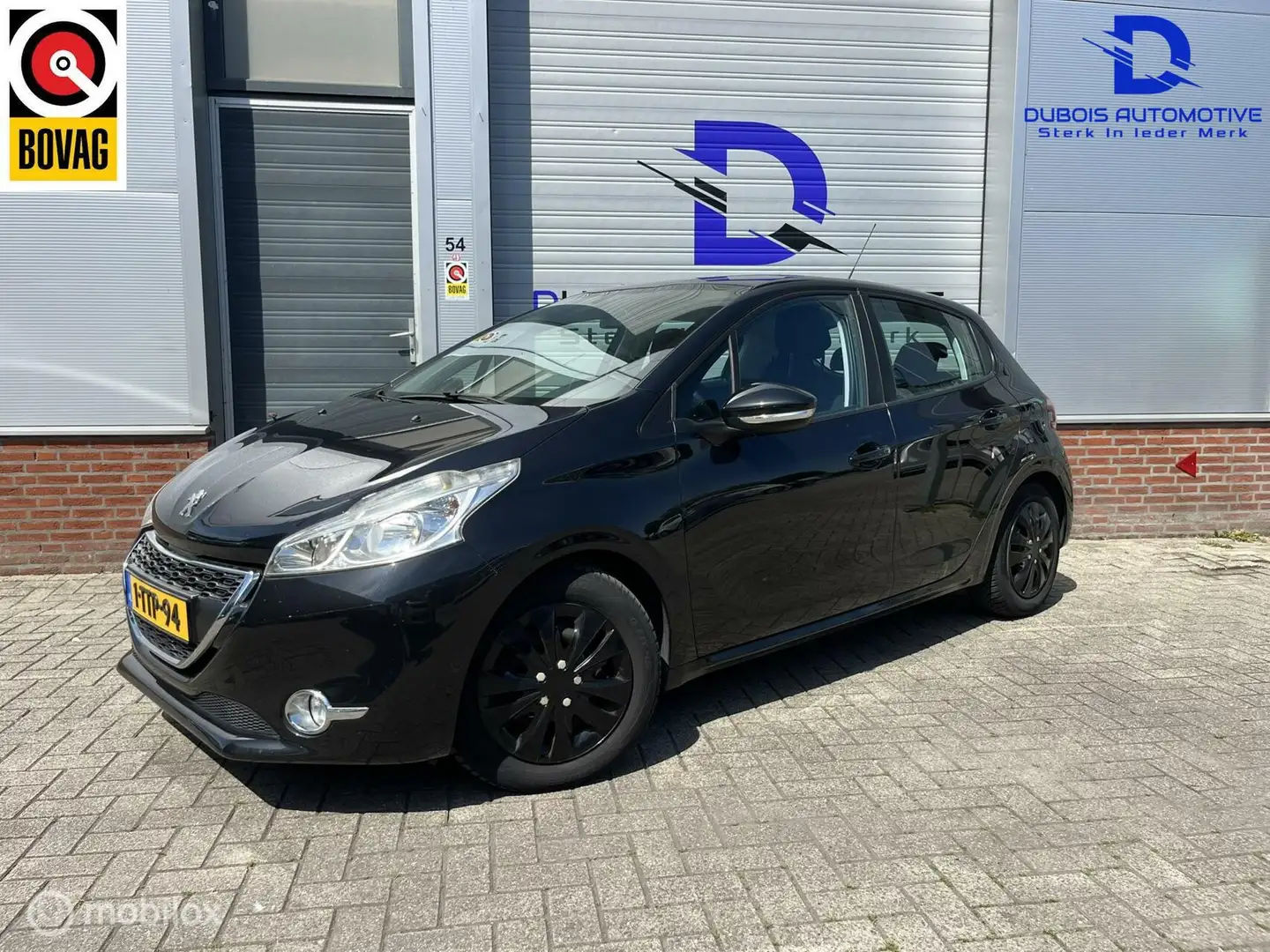 Peugeot 208 1.4 VTi Access|AIRCO|NAVI|TREKHAAK|APPLE|CRUISE Noir - 1