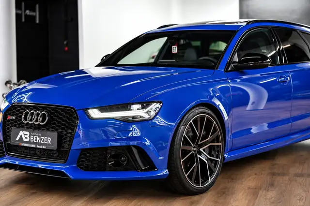 Audi RS6 view 2