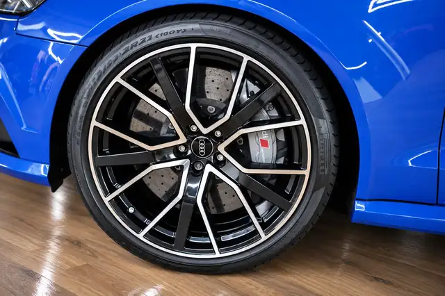 Audi RS6 view 15