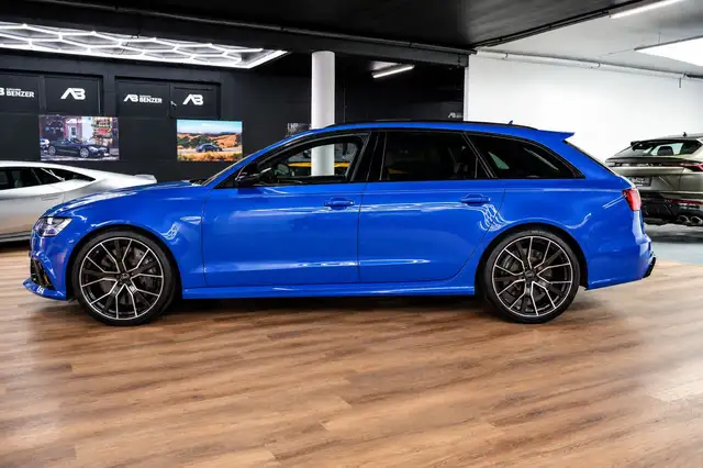 Audi RS6 view 6