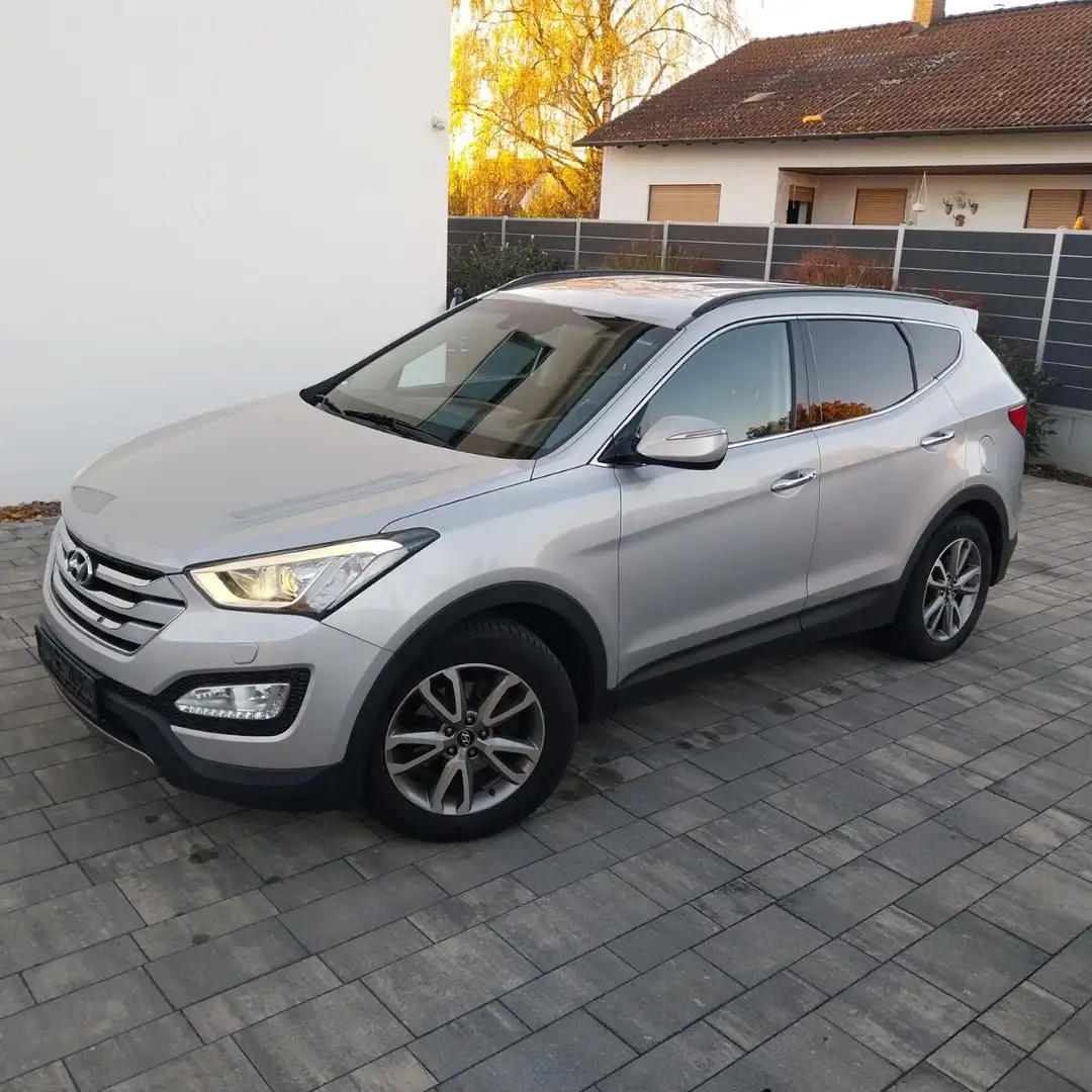 Hyundai SANTA FE 2.2 CRDI 4WD Premium - 2