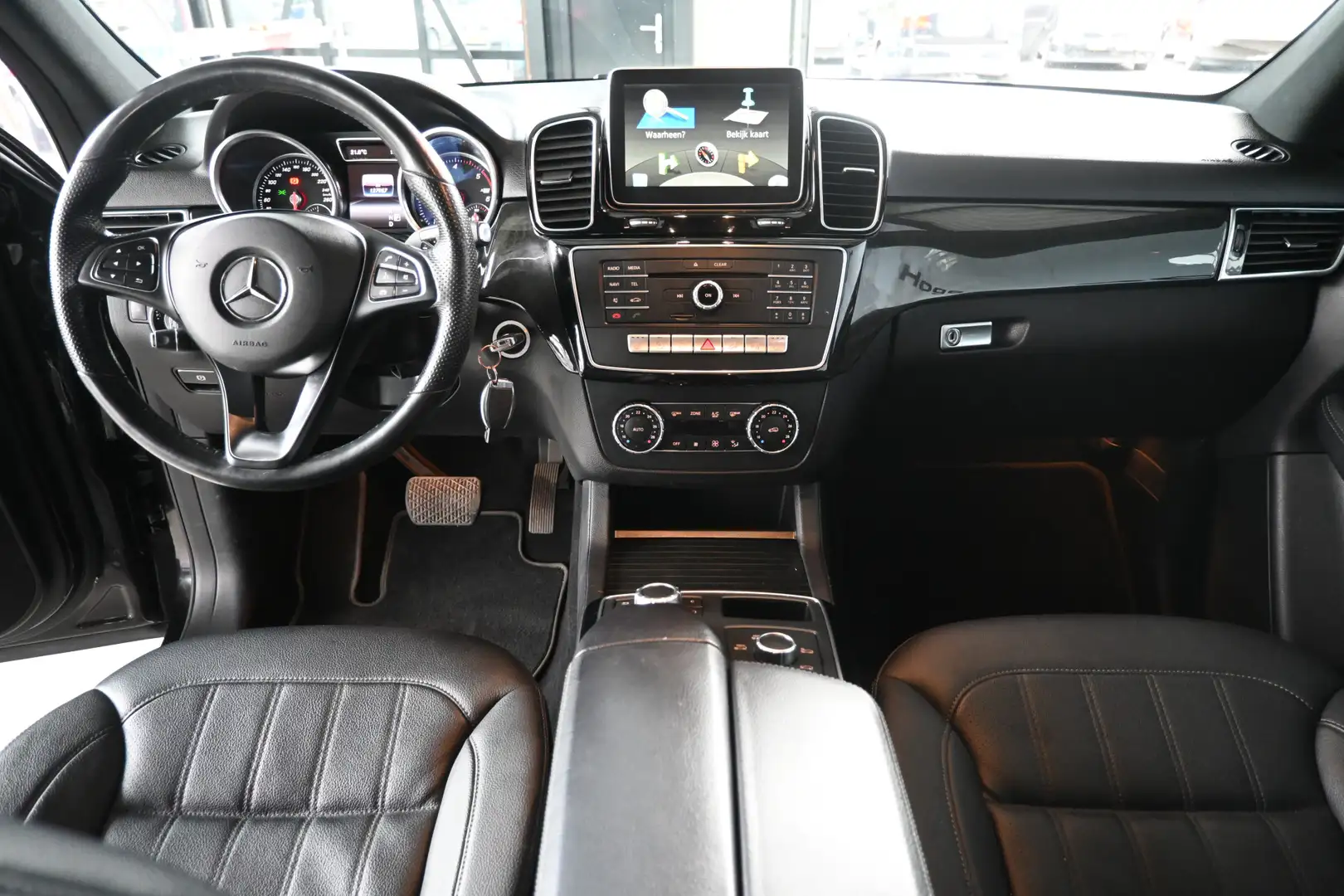 Mercedes-Benz GLE 250 d 4MATIC AMG Sport Edition Automaat Navigatie Inru Negro - 2