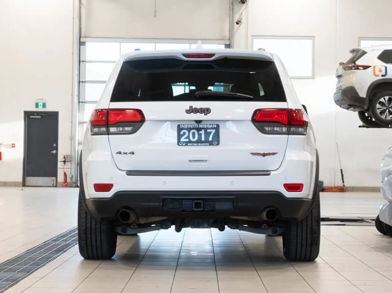 Jeep Grand Cherokee снимка Jeep Grand Cherokee