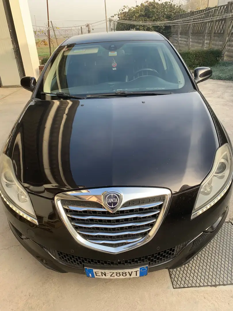 Lancia Delta Delta III 2008 1.4 tjt Gold ecochic Gpl 120cv Noir - 1