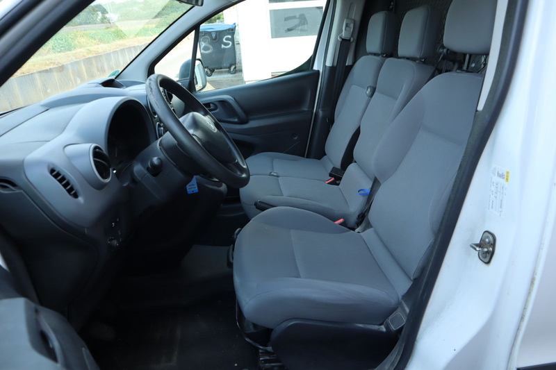 Peugeot Partner L2 Komfort Avantage+ HDI 90*3-Sitzer* — photo 12