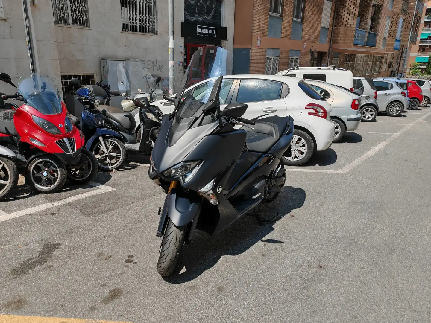 Yamaha TMAX DX Noir - 1