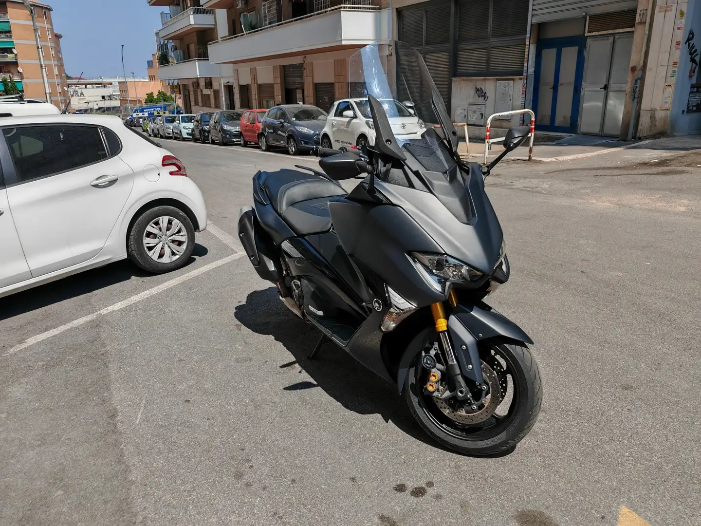 Yamaha TMAX DX Noir - 2