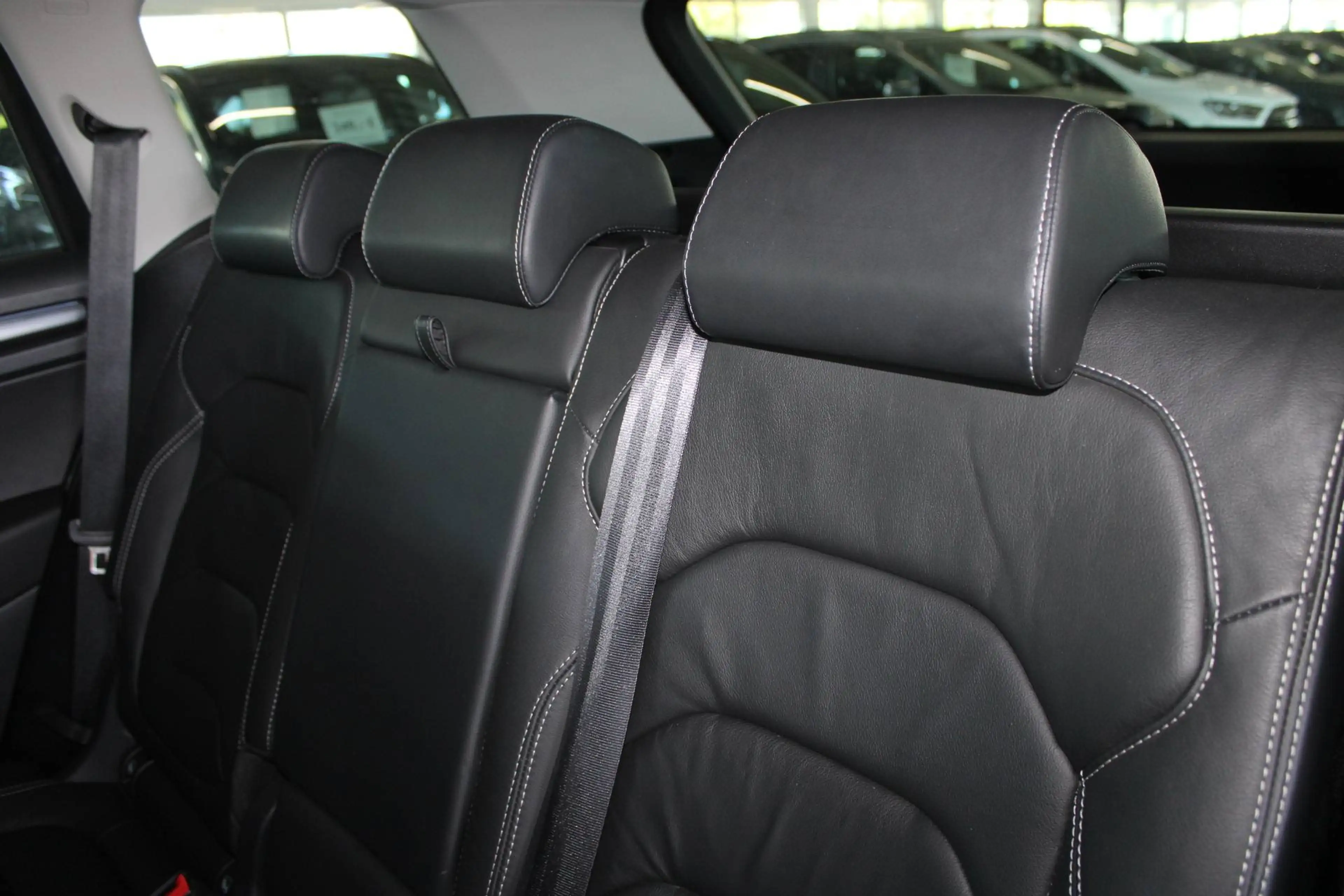 Skoda Kodiaq Kodiaq DSG 4x4 SOLEIL LED AHK LEDER ACC STDHZ — photo 14