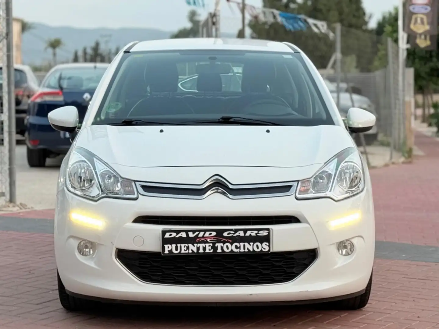 Citroen C3 1.2 VTi Collection Weiß - 2