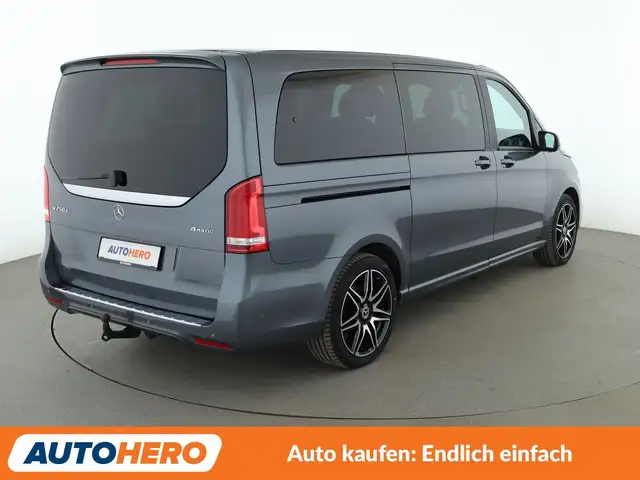 Mercedes-Benz V-Class view 6