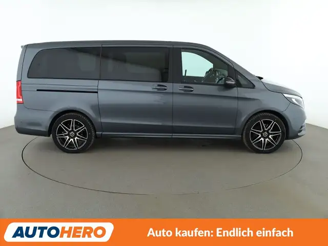 Mercedes-Benz V-Class view 7