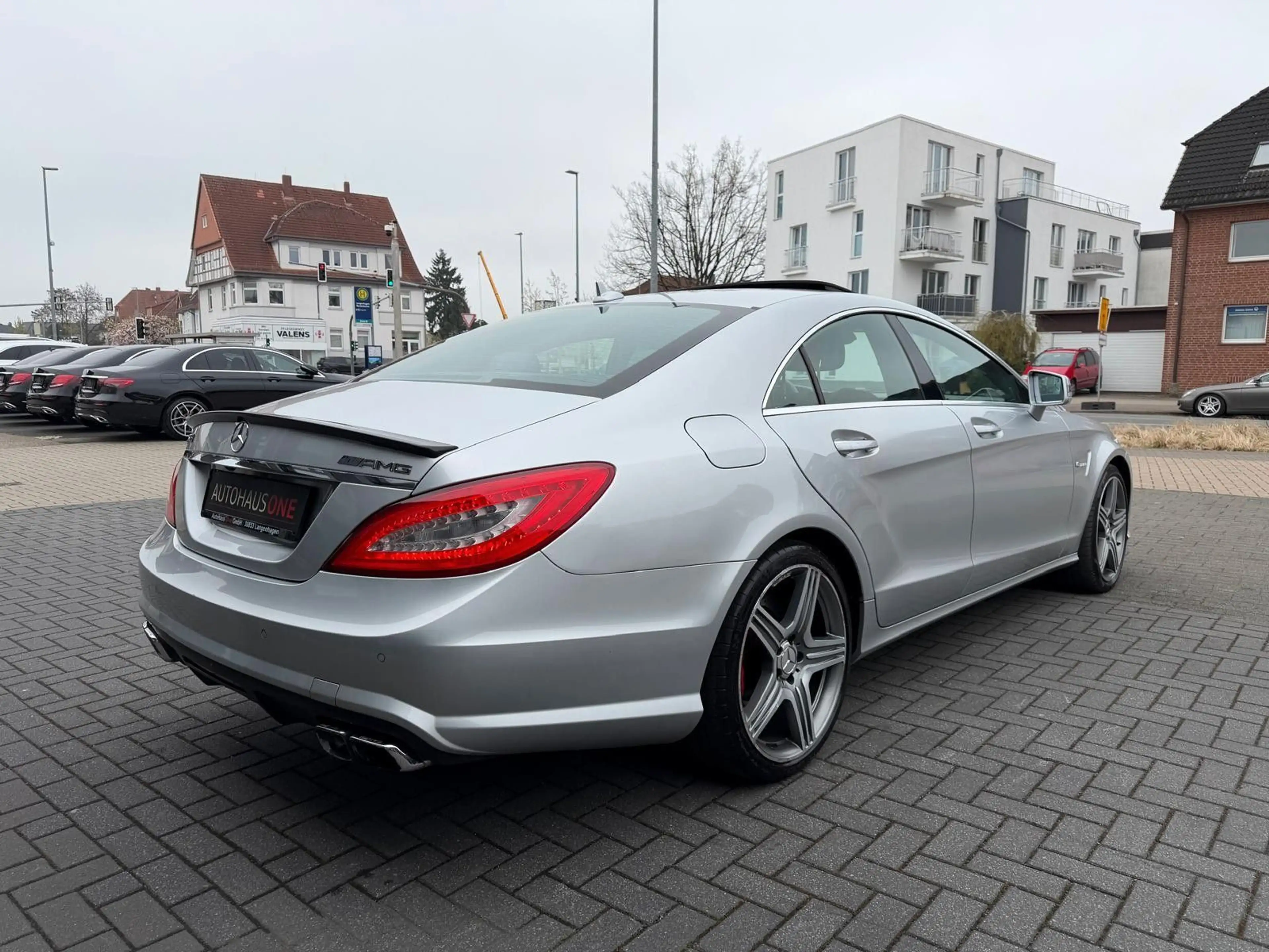 Mercedes-Benz CLS 63 AMG SHD/CARBON/DISTRONIC/KEYLESSGO — photo 5
