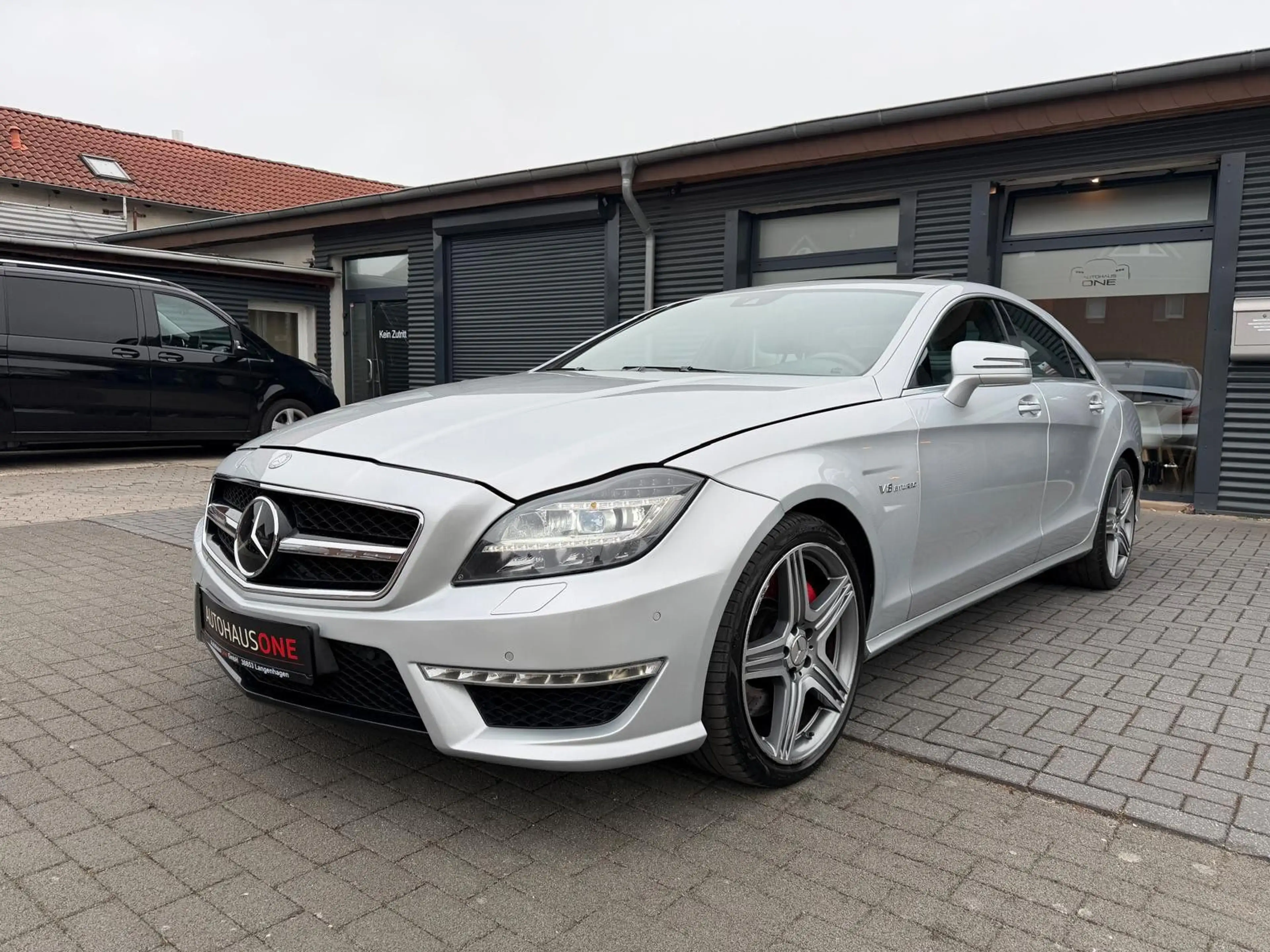 Mercedes-Benz CLS 63 AMG SHD/CARBON/DISTRONIC/KEYLESSGO