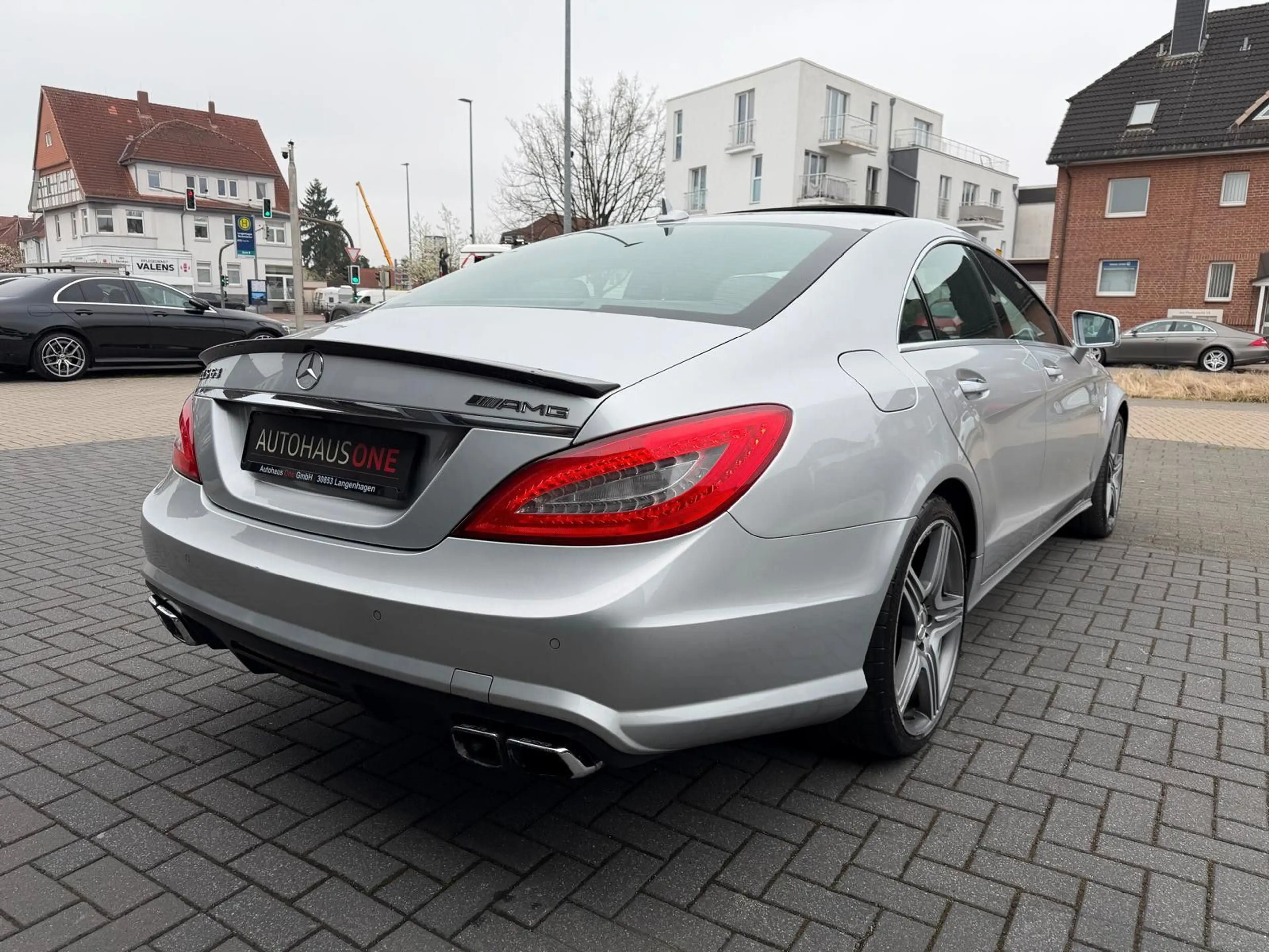 Mercedes-Benz CLS 63 AMG SHD/CARBON/DISTRONIC/KEYLESSGO — photo 6