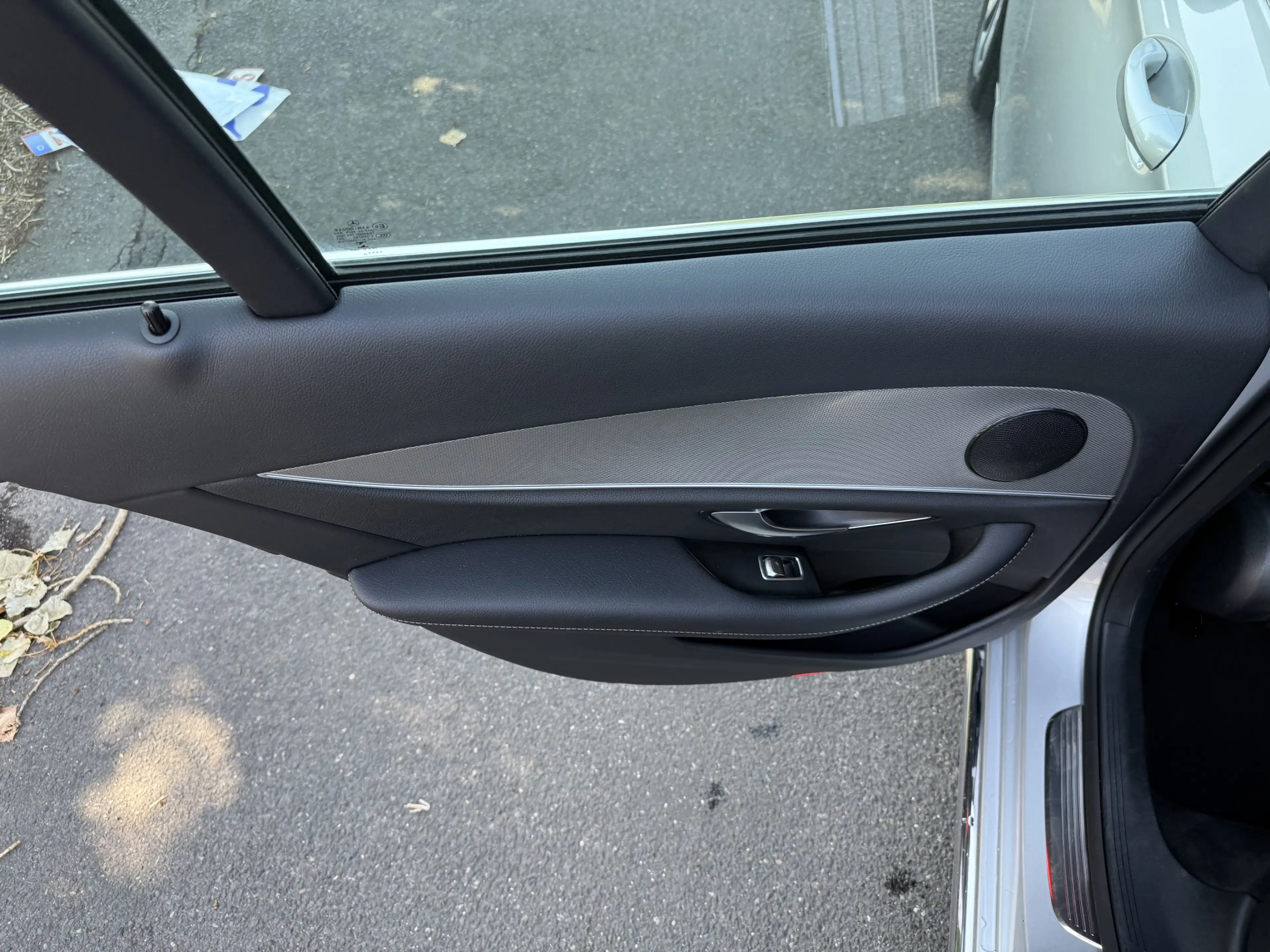 Mercedes-Benz E 200 T+AVANTGARDE+R-KAMERA+AHK+AMBIENTE+LED — photo 14