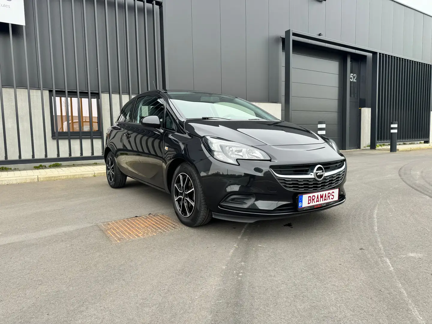 Opel Corsa 1.2i Black Edition ✅ 12 MOIS DE GARANTIE ✅ Zwart - 2