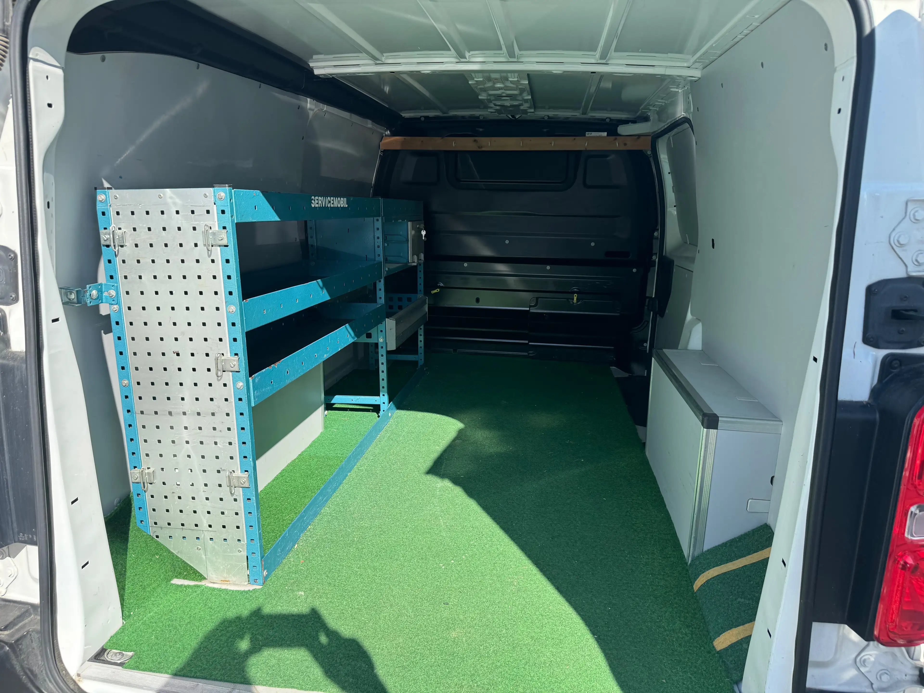 Citroen Jumpy Business XL (L3) — photo 15