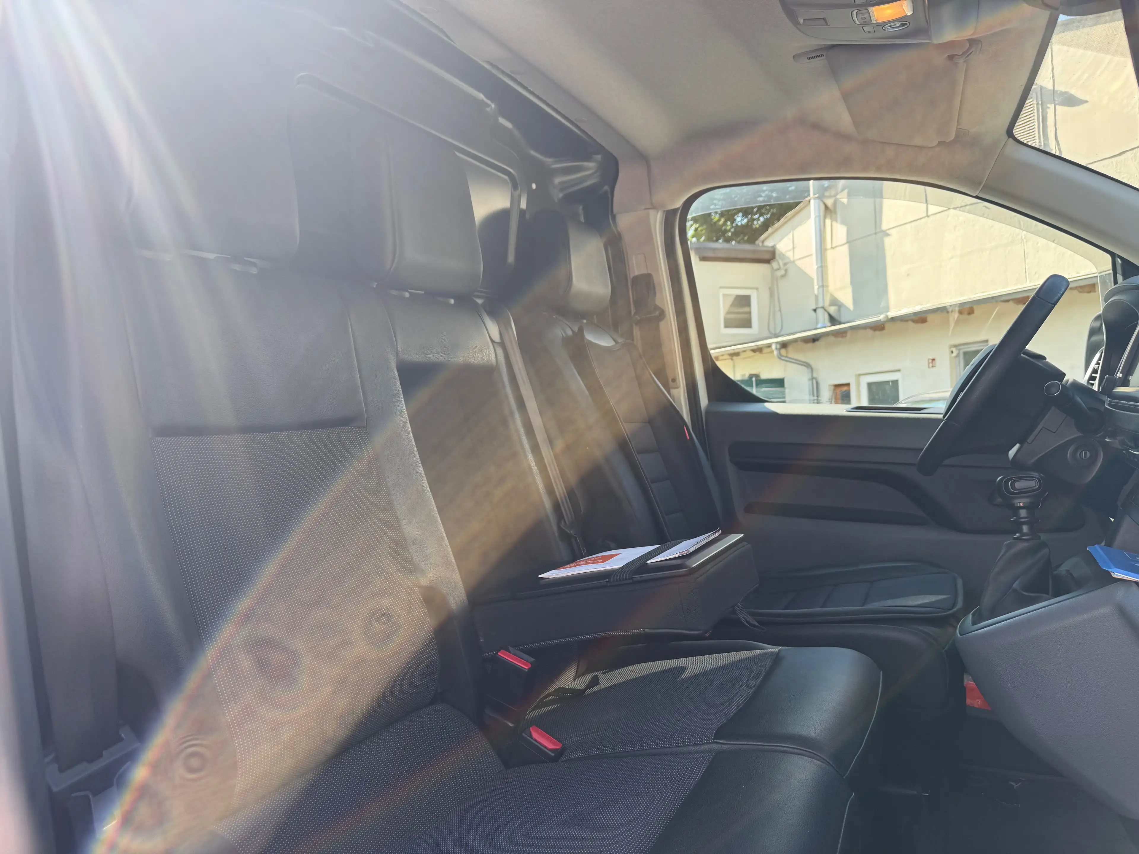 Citroen Jumpy Business XL (L3) — photo 8