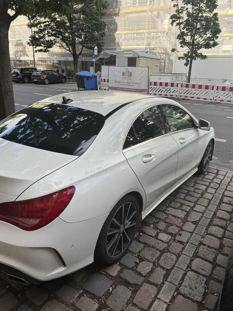 Mercedes-Benz CLA 180 7G-DCT StreetStyle - 2