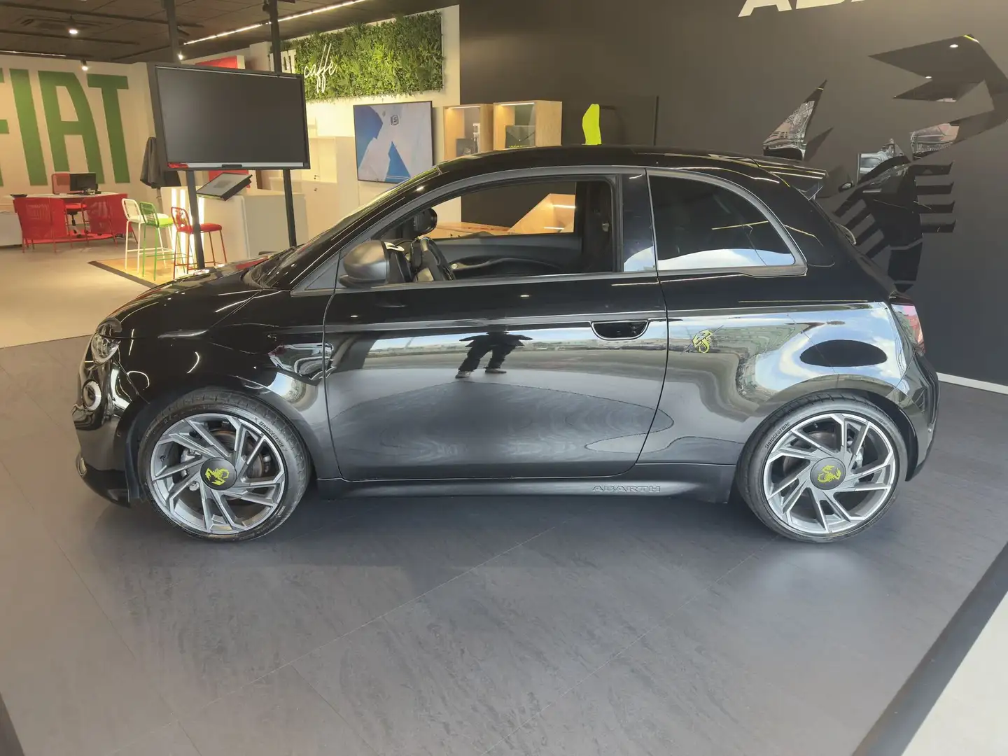 Abarth 500e TURISMO Azul - 1