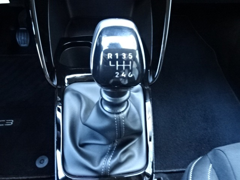 Citroen C3 1.2 Turbo 100pk Max — photo 20