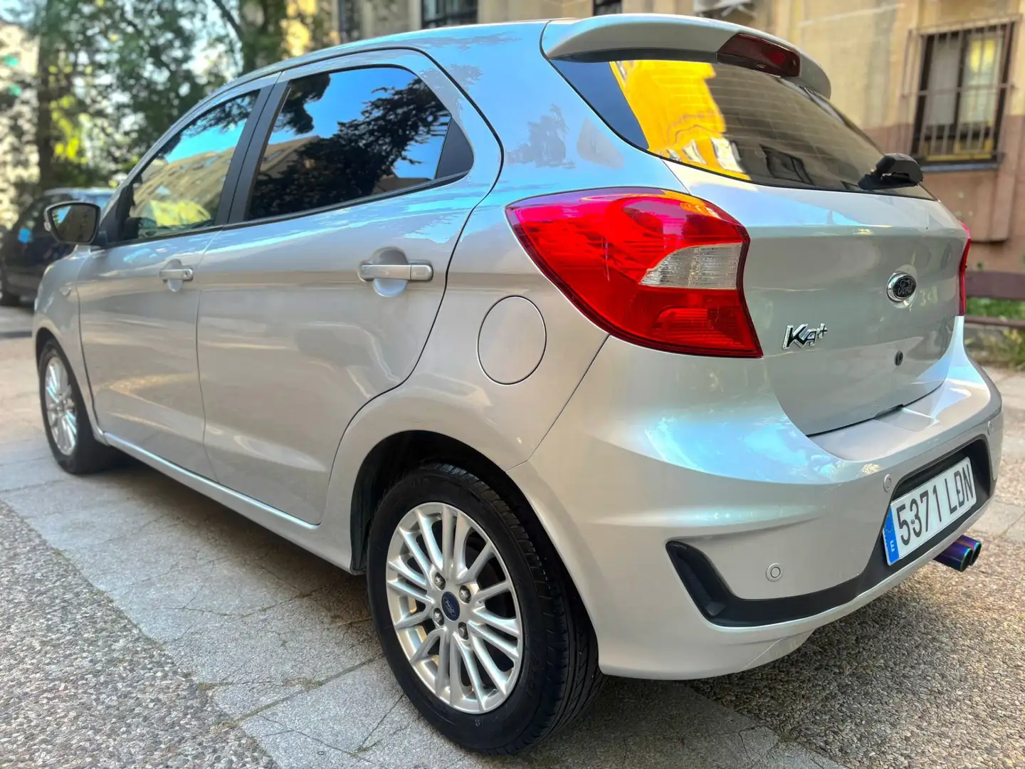 Ford Ka/Ka+ Ka+ 1.19 Ti-VCT Ultimate - 2