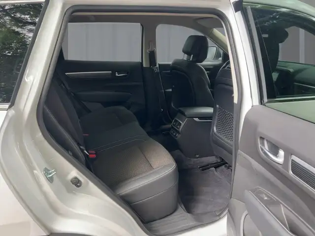 Renault Koleos view 9