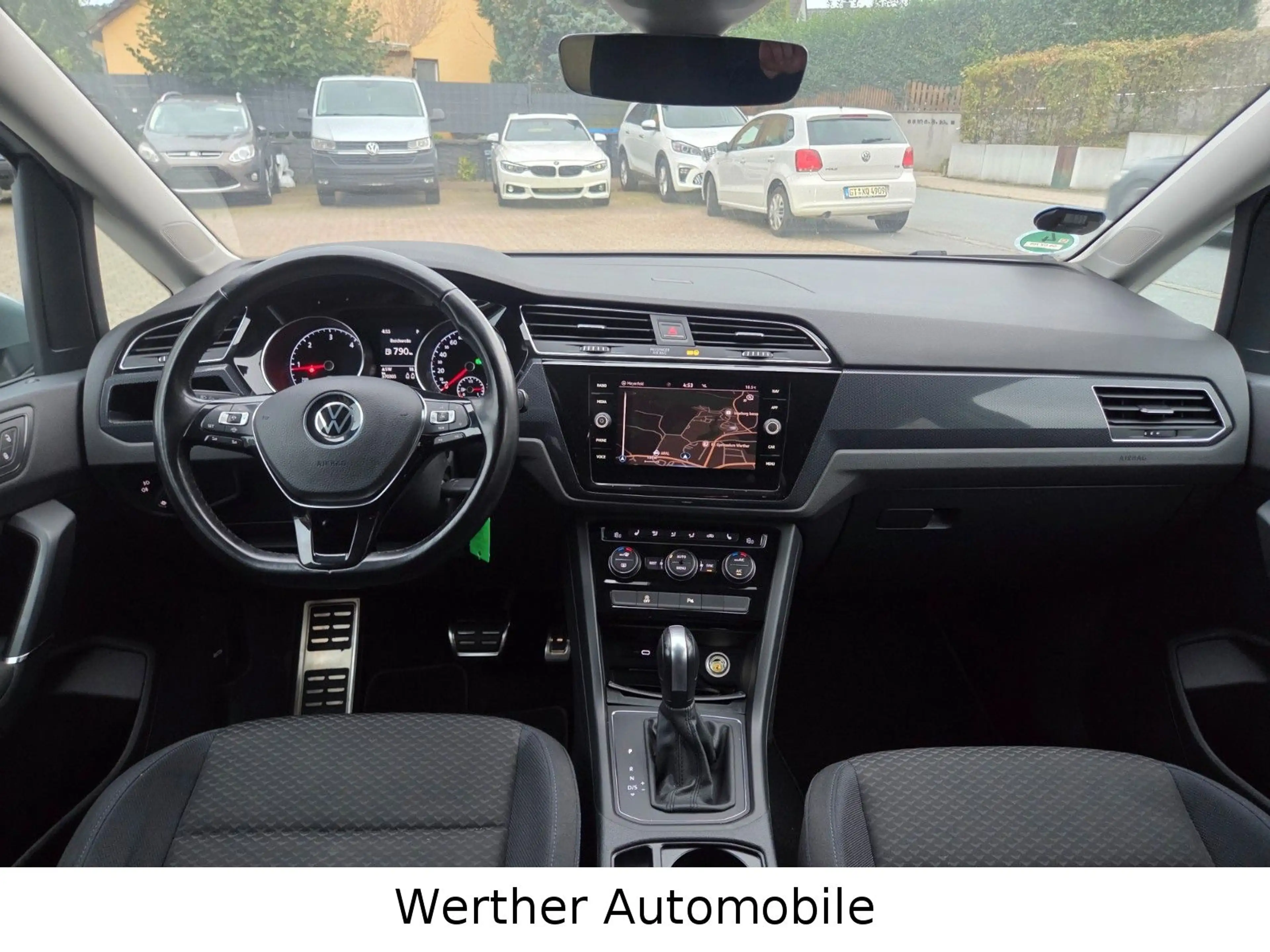Volkswagen Touran United / Navi/LED/Kamera/Automatik/1.Hand — photo 12