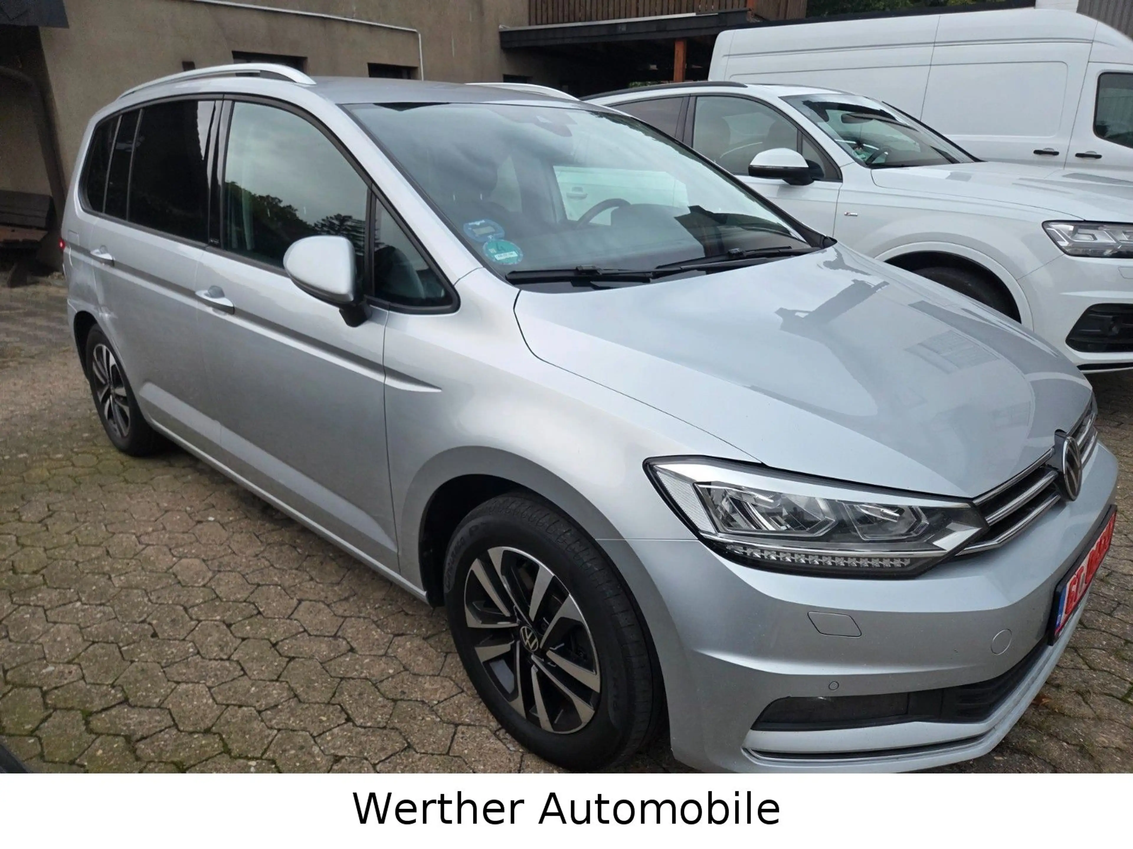 Volkswagen Touran United / Navi/LED/Kamera/Automatik/1.Hand — photo 10
