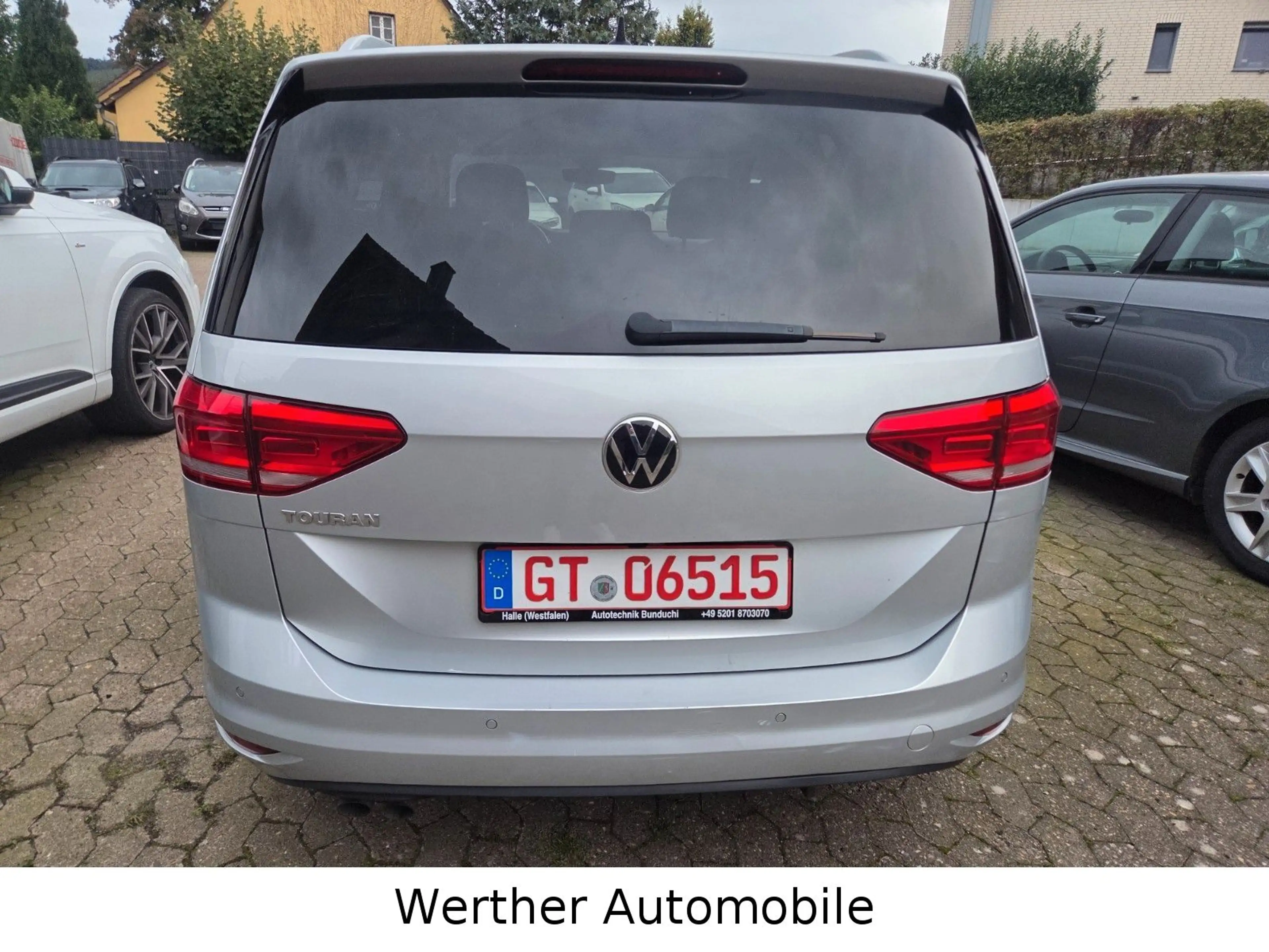 Volkswagen Touran United / Navi/LED/Kamera/Automatik/1.Hand — photo 6