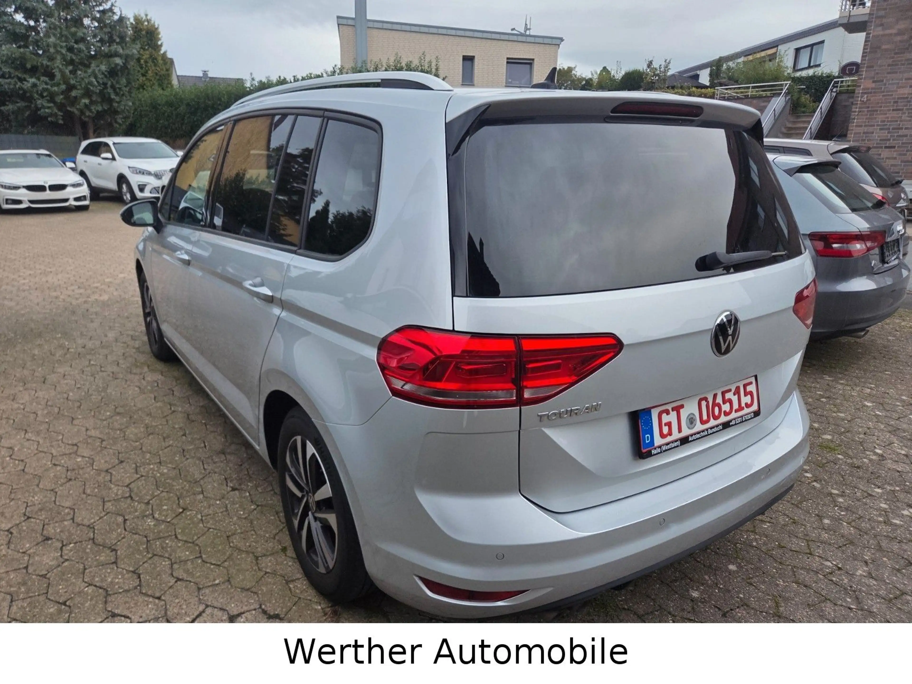 Volkswagen Touran United / Navi/LED/Kamera/Automatik/1.Hand — photo 5