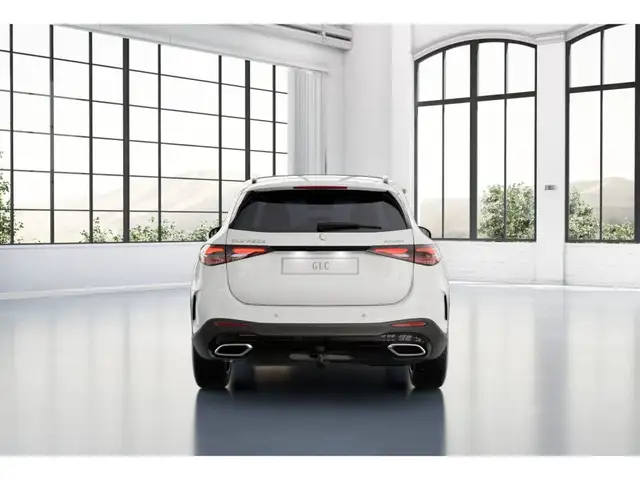 Mercedes-Benz GLC view 6