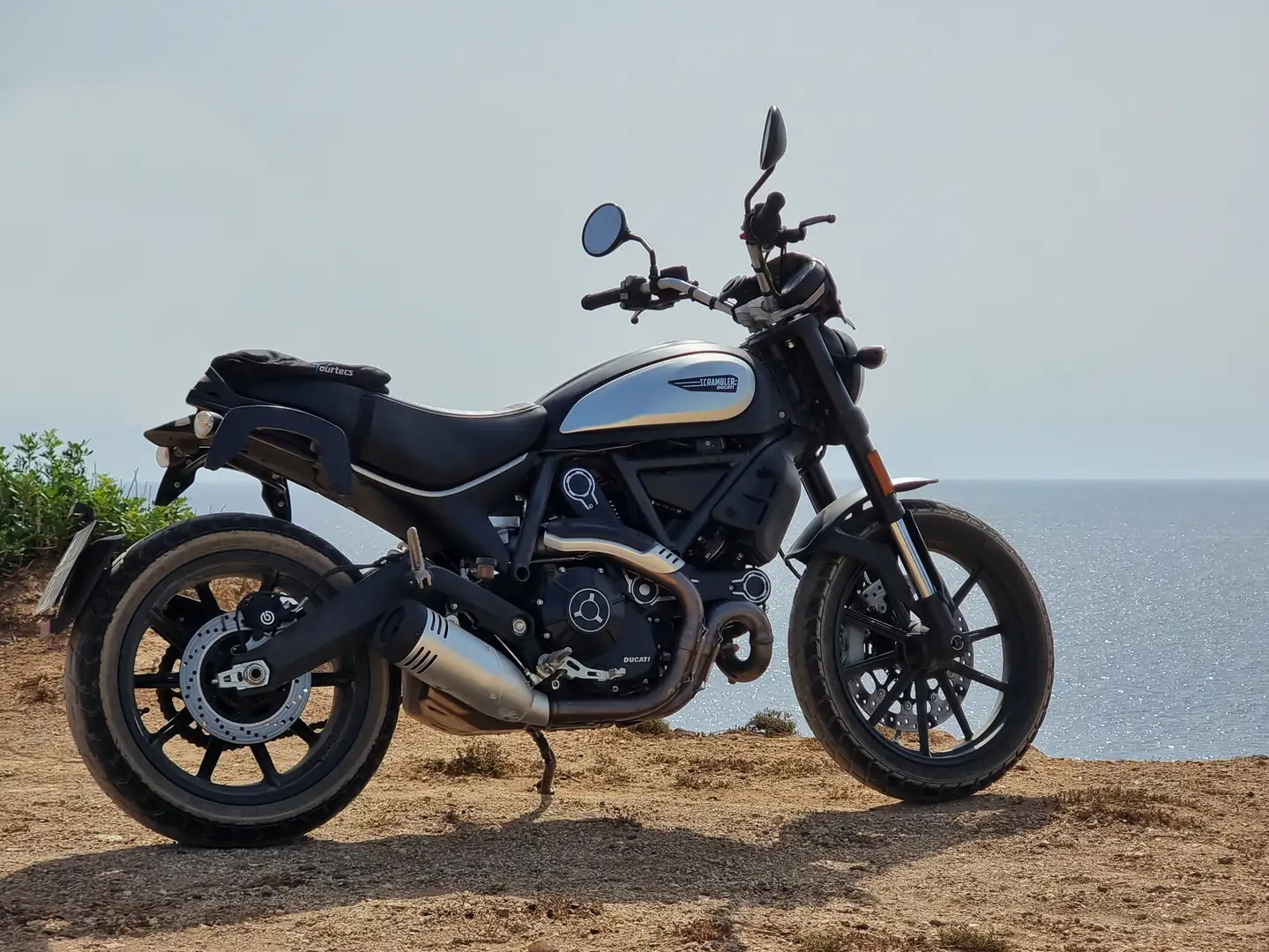 Ducati Scrambler Icon Dark 2020 Nero - 2