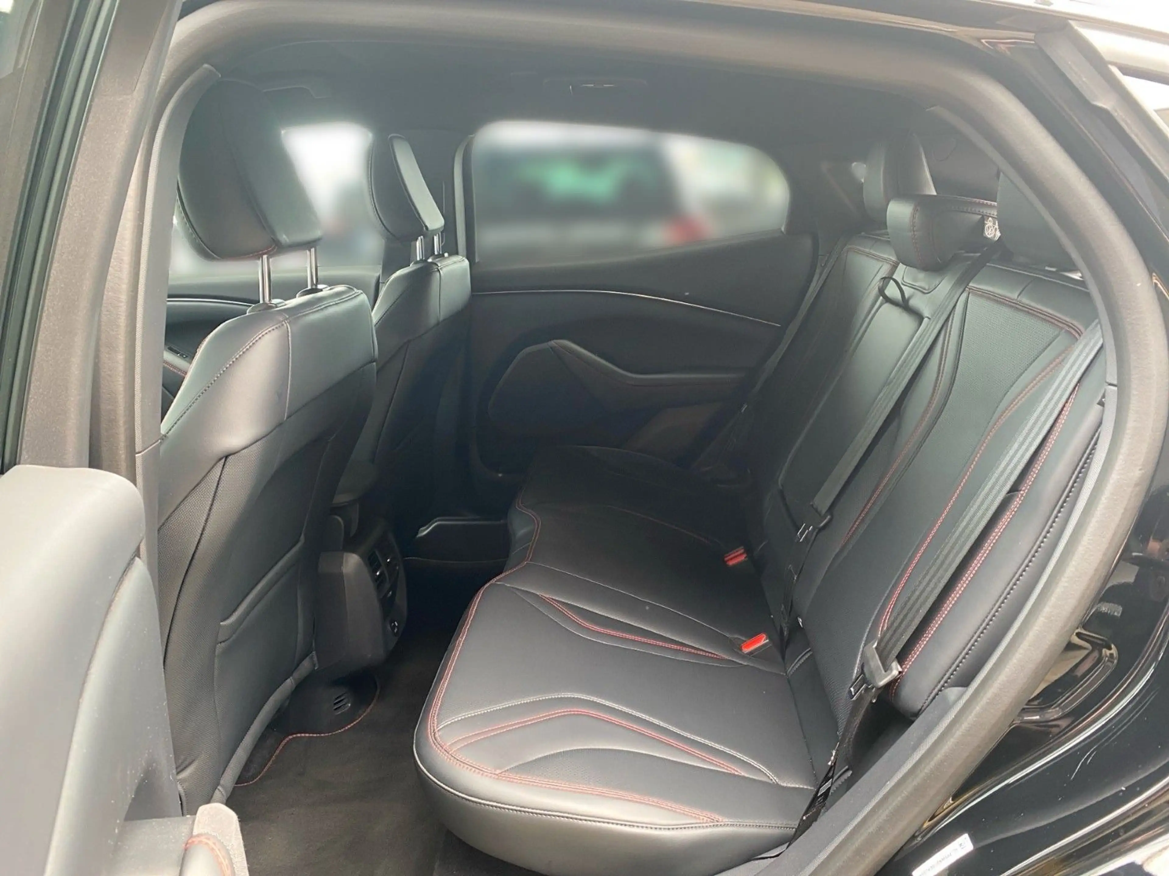Ford Mustang Mach-E Premium AWD Extended — photo 11