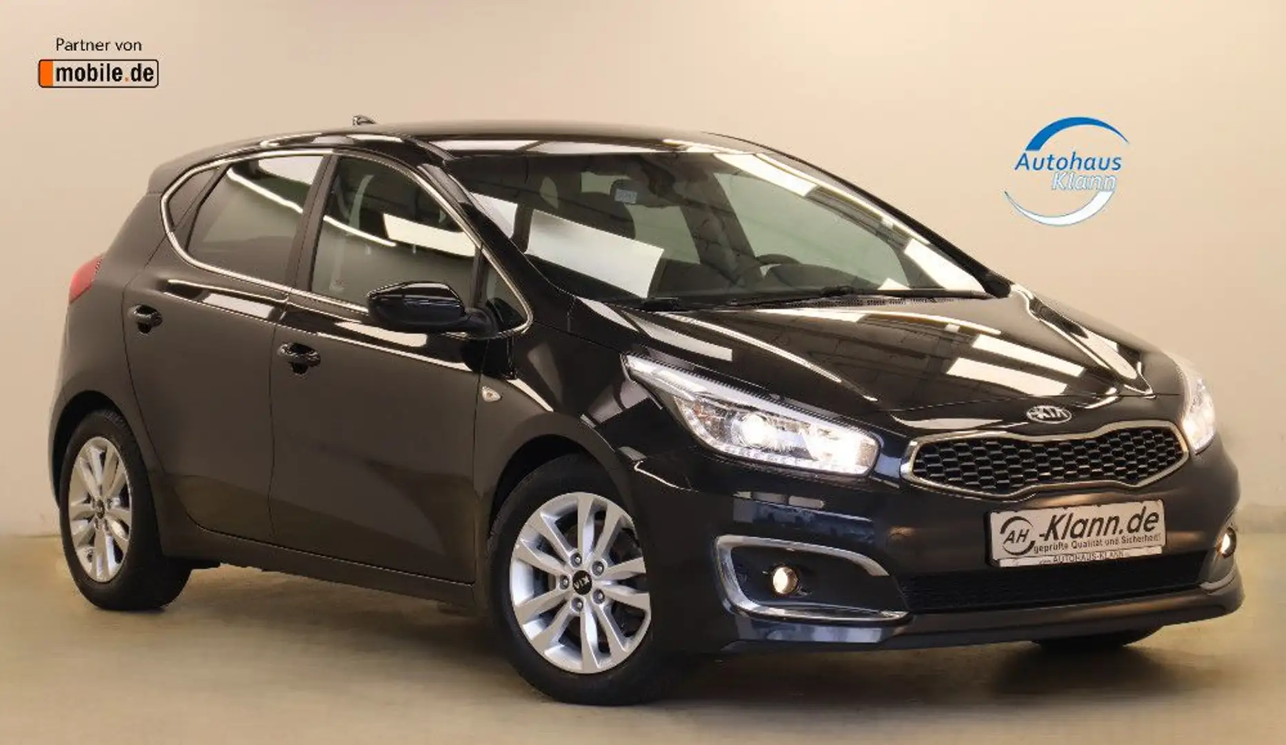 Kia Ceed / cee'd Ceed 1.6 GDI 135PS Dream Team Carplay R-Kam Schwarz - 1