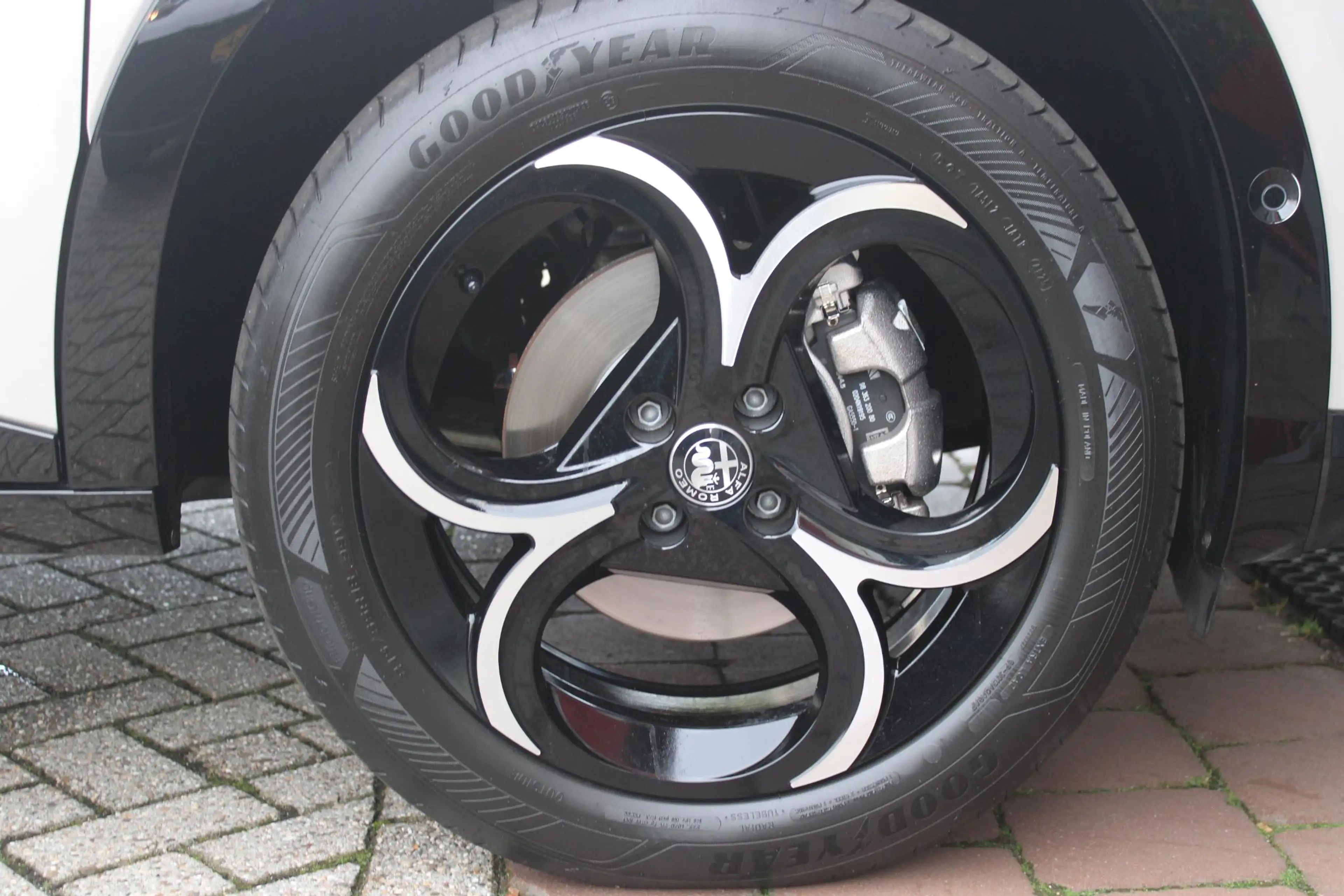 Alfa Romeo Junior 1.2 145PK AUTOMAAT Hybrid IBRIDA TI | TECHNO PACK: — photo 45