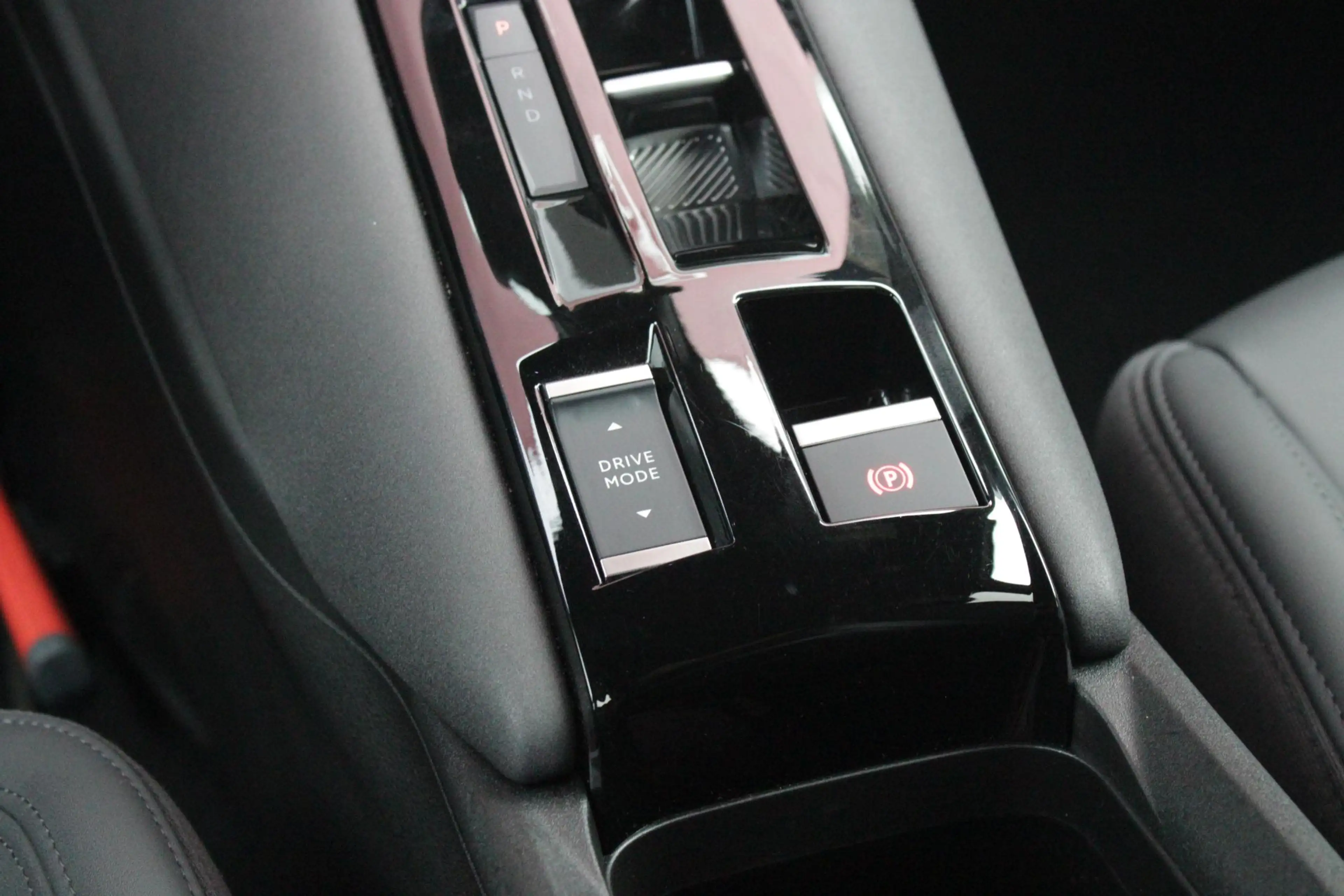 Alfa Romeo Junior 1.2 145PK AUTOMAAT Hybrid IBRIDA TI | TECHNO PACK: — photo 34