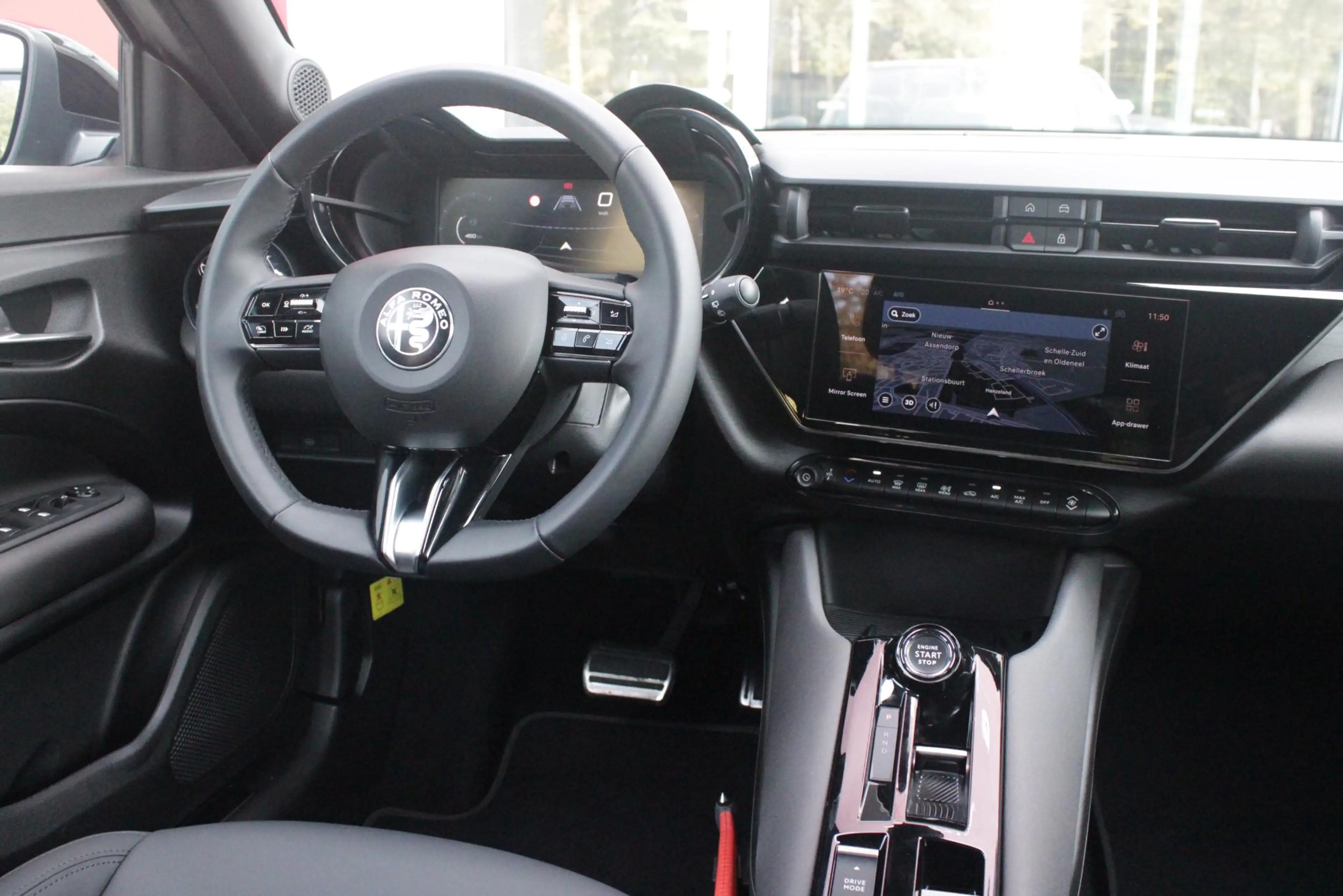 Alfa Romeo Junior 1.2 145PK AUTOMAAT Hybrid IBRIDA TI | TECHNO PACK: — photo 36