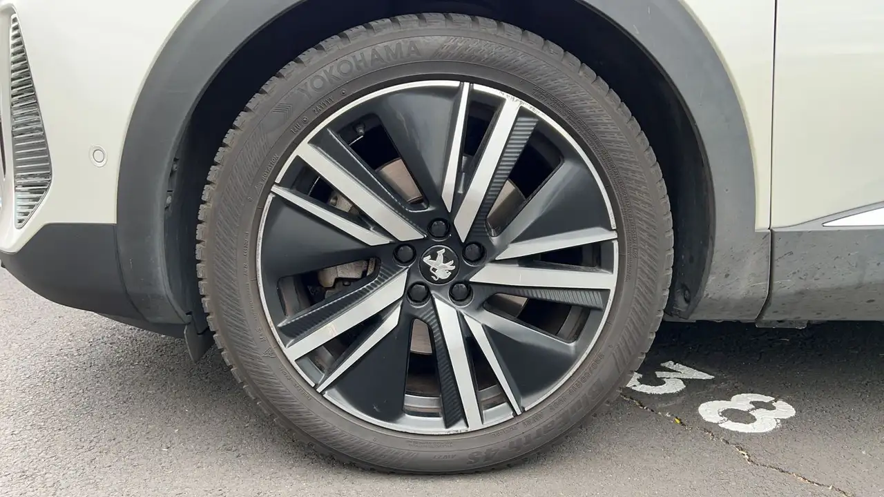 Peugeot 3008 3008 Plug-In Hybrid — photo 18