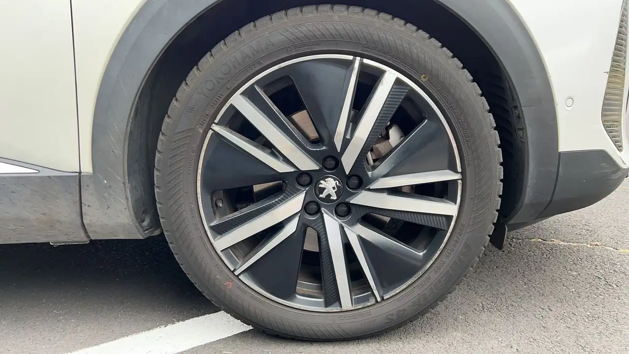 Peugeot 3008 3008 Plug-In Hybrid — photo 17