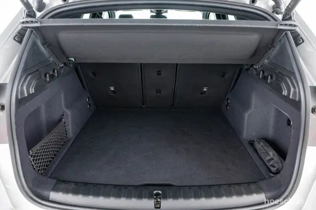 BMW X1 view 8