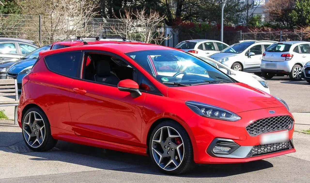 Ford Fiesta ST — photo 6