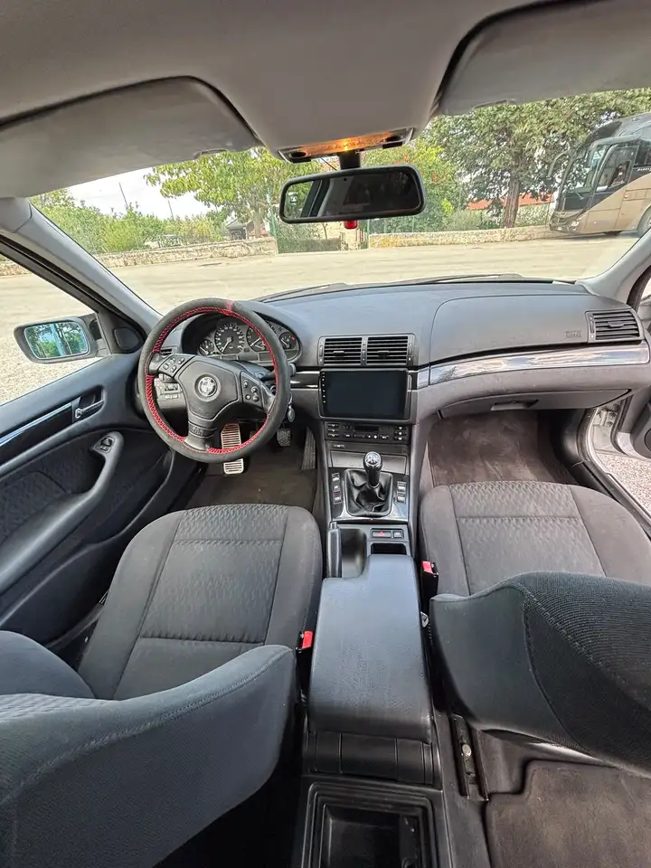 BMW 320i Attiva, foto 8