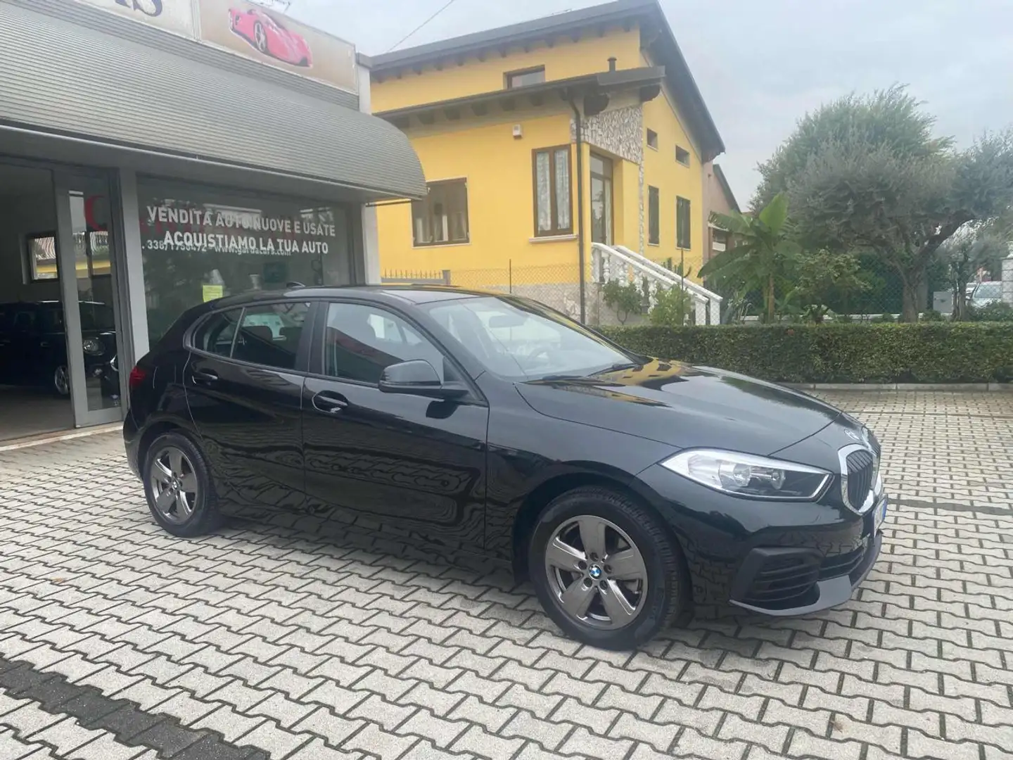 BMW 116 Diesel 5p. Business Advantage Nero - 2