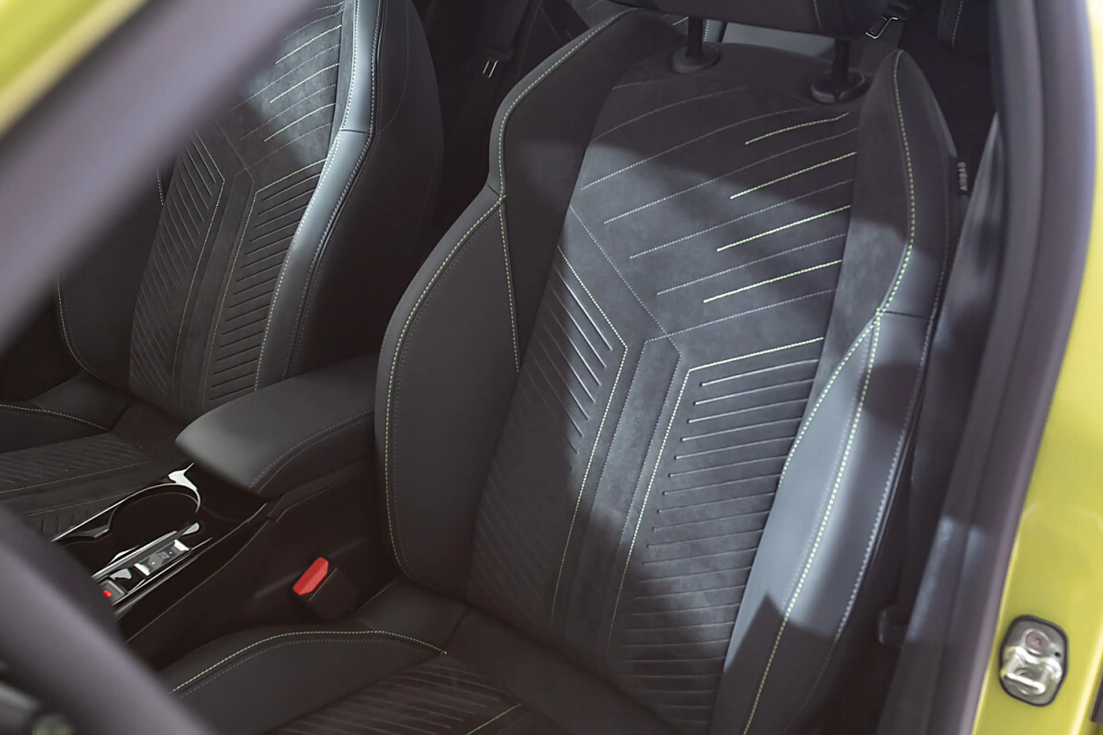 Peugeot e-208 208(e-) Elektromotor (e-) GT — photo 10
