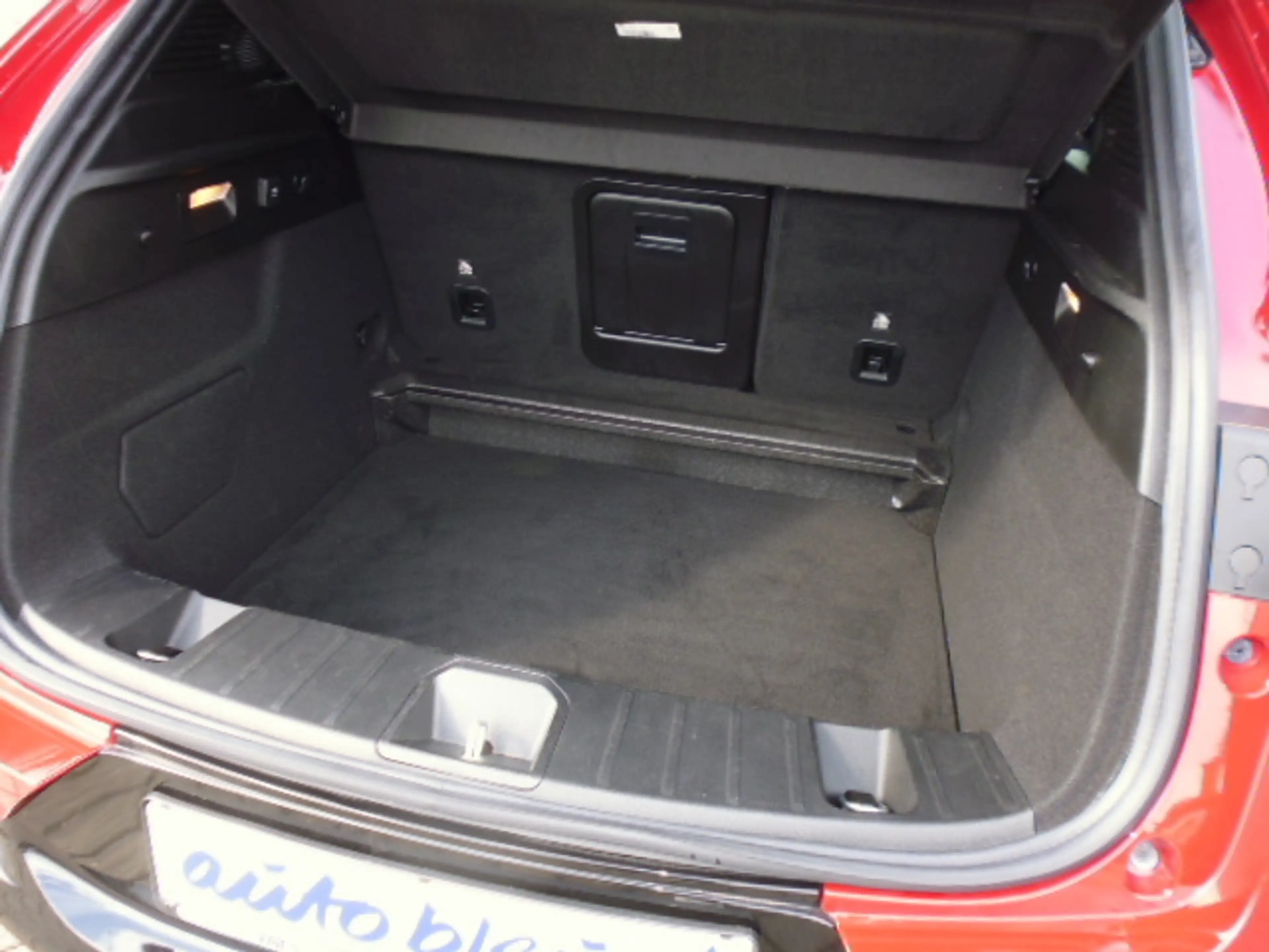 Alfa Romeo Tonale Ti LED, NAV, 7 Gang Automatik — photo 9